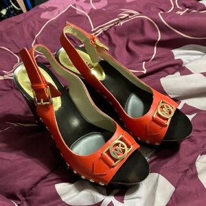 Michael Kors Coral wedges